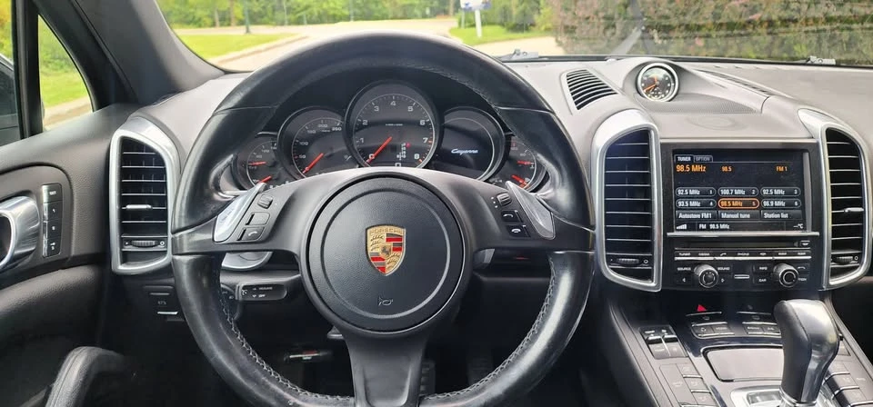 2013 Porsche 958 Cayenne - Image 11 of 20