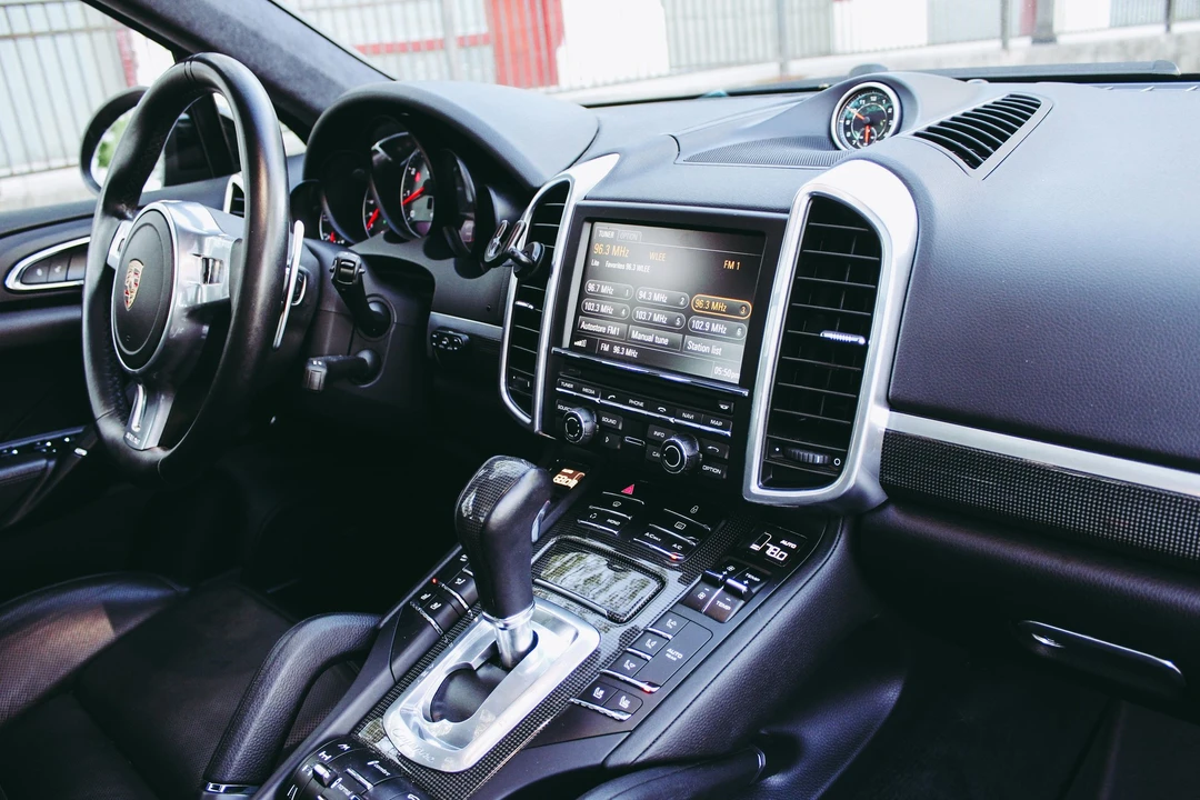 2013 Porsche 958 Cayenne GTS - Image 12 of 16
