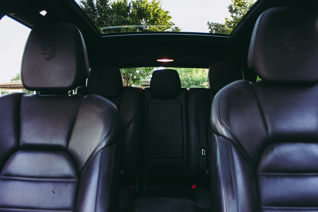 2013 Porsche 958 Cayenne GTS - Image 14 of 16