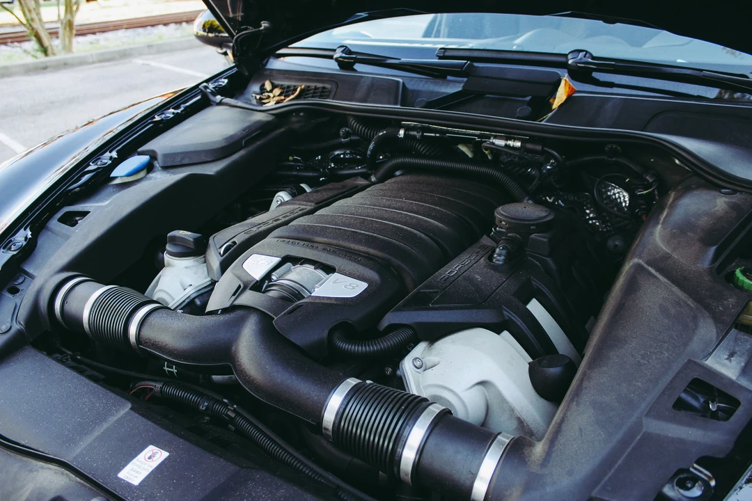 2013 Porsche 958 Cayenne GTS - Image 15 of 16
