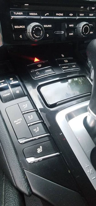 2013 Porsche 958 Cayenne - Image 16 of 23