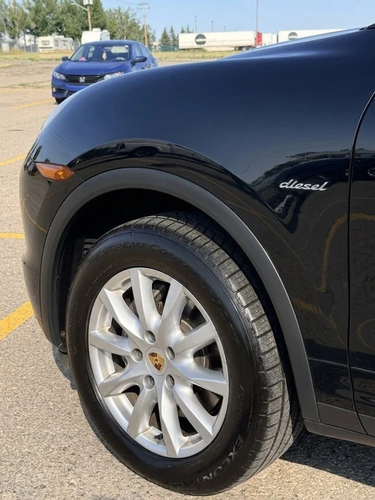 2013 Porsche 958 Cayenne Diesel - Image 3 of 12