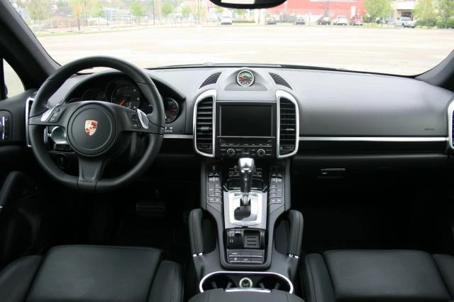 2013 Porsche 958 Cayenne Diesel - Image 2 of 4