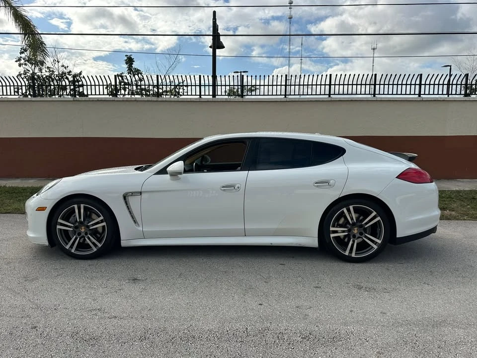 2013 Porsche 970 Panamera 4S - Image 3 of 12