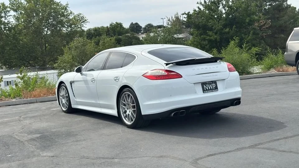 2013 Porsche Panamera - Image 9 of 20