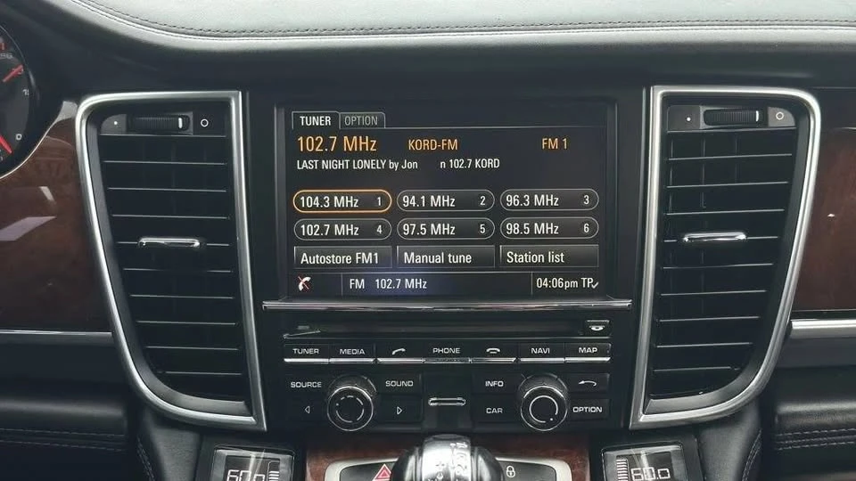 2013 Porsche Panamera - Image 18 of 20