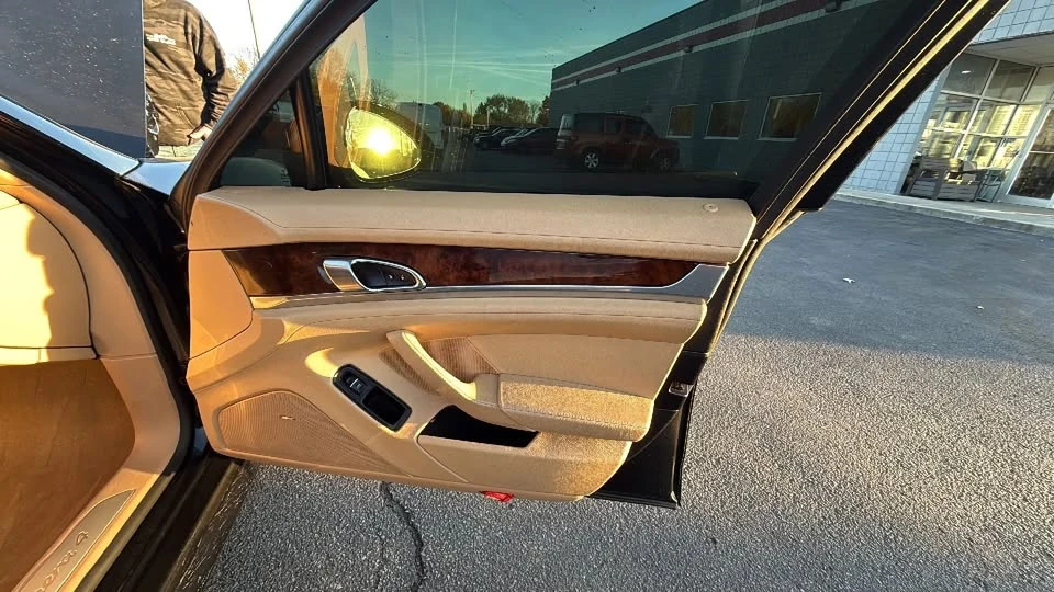 2013 Porsche 970 Panamera - Image 16 of 19