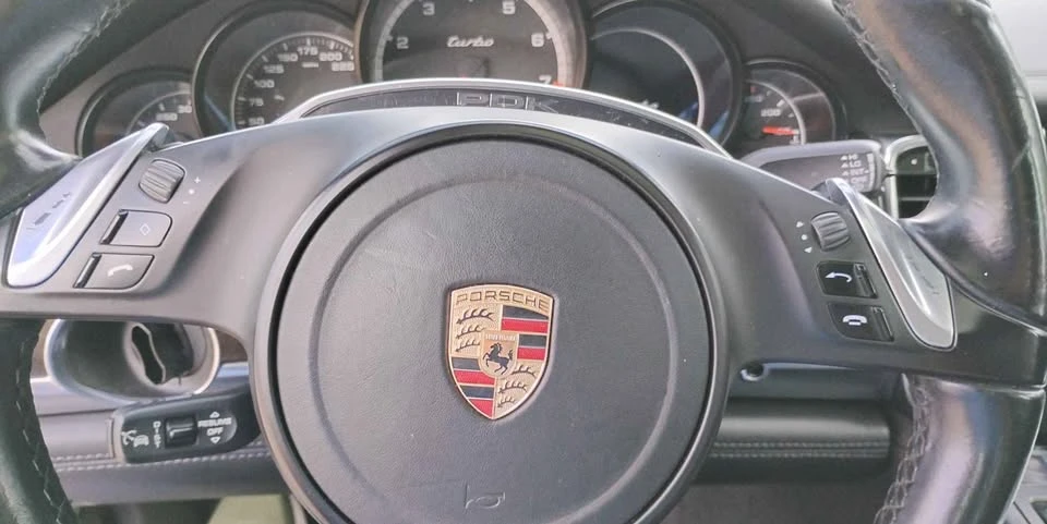2013 Porsche 970 Panamera - Image 9 of 10