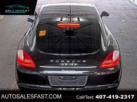 2013 Porsche Panamera 4