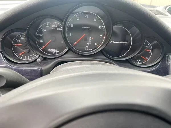 2013 Porsche 970 Panamera - Image 11 of 12