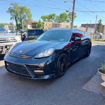 2013 Porsche Panamera 4 Edition