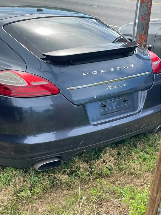 2013 Porsche 970 Panamera - Image 2 of 11