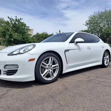 2013 Porsche Panamera 4 Executive Sedan 4D