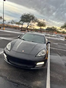 2013 Porsche Panamera 4 Executive Sedan 4D