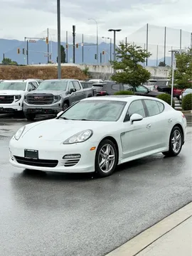 2013 Porsche Panamera 4