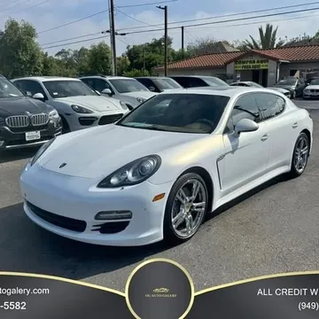 2013 Porsche Panamera 4 Platinum Edition
