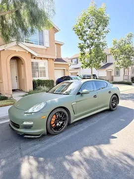 2013 Porsche Panamera 4 Platinum Edition Sedan 4D