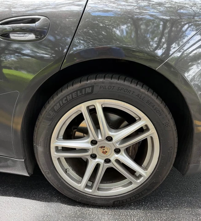 2013 Porsche 970 Panamera - Image 19 of 20