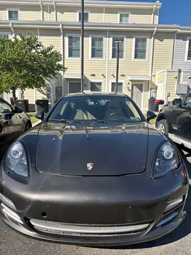 2013 Porsche Panamera 4 Platinum Edition Sedan 4D
