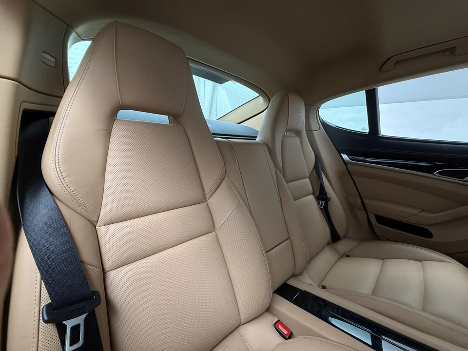 2013 Porsche 970 Panamera - Image 4 of 31