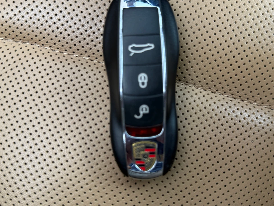 2013 Porsche 970 Panamera - Image 11 of 31