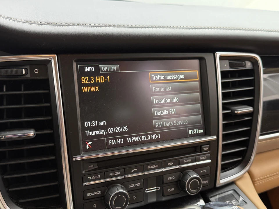 2013 Porsche 970 Panamera - Image 14 of 31