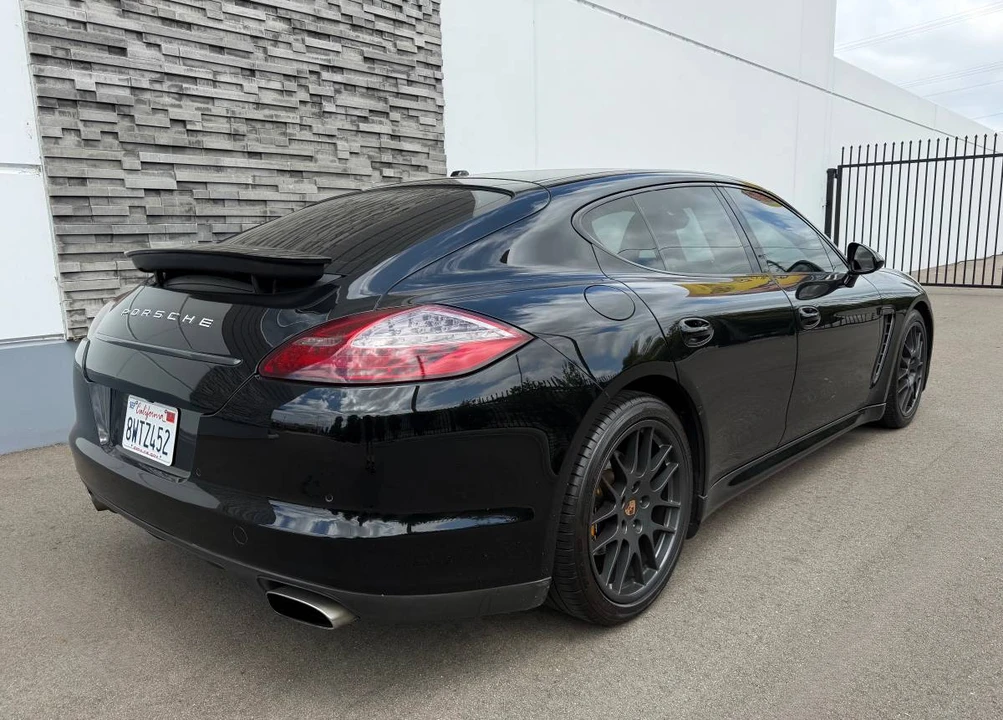 2013 Porsche 970 Panamera - Image 2 of 13