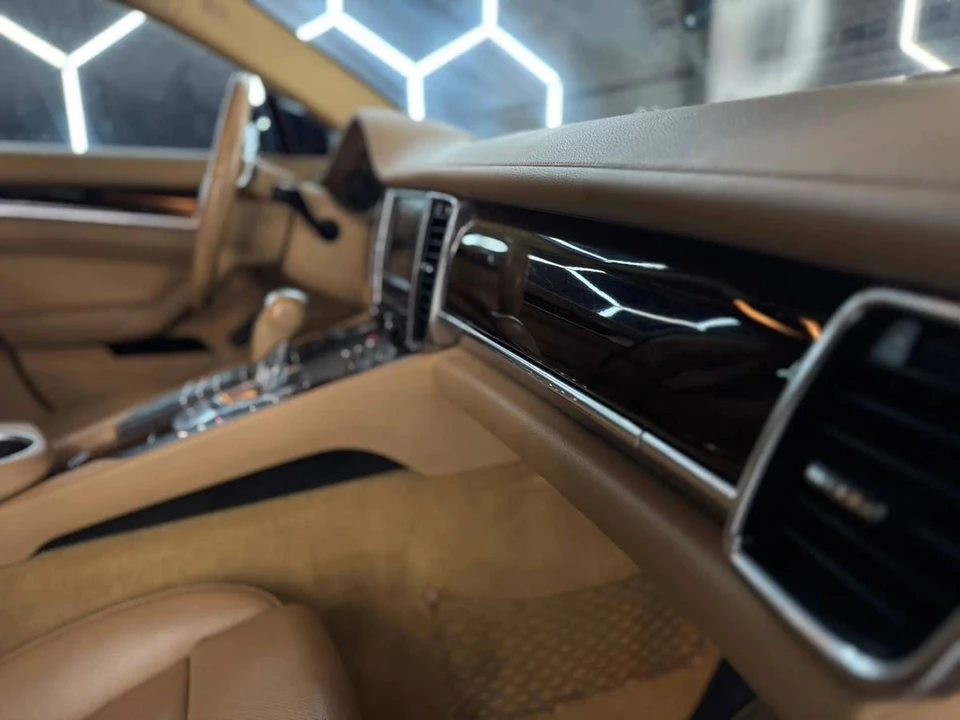 2013 Porsche 970 Panamera - Image 23 of 24