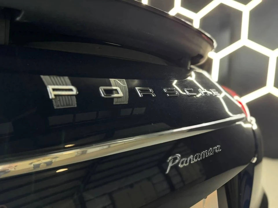 2013 Porsche 970 Panamera - Image 9 of 24