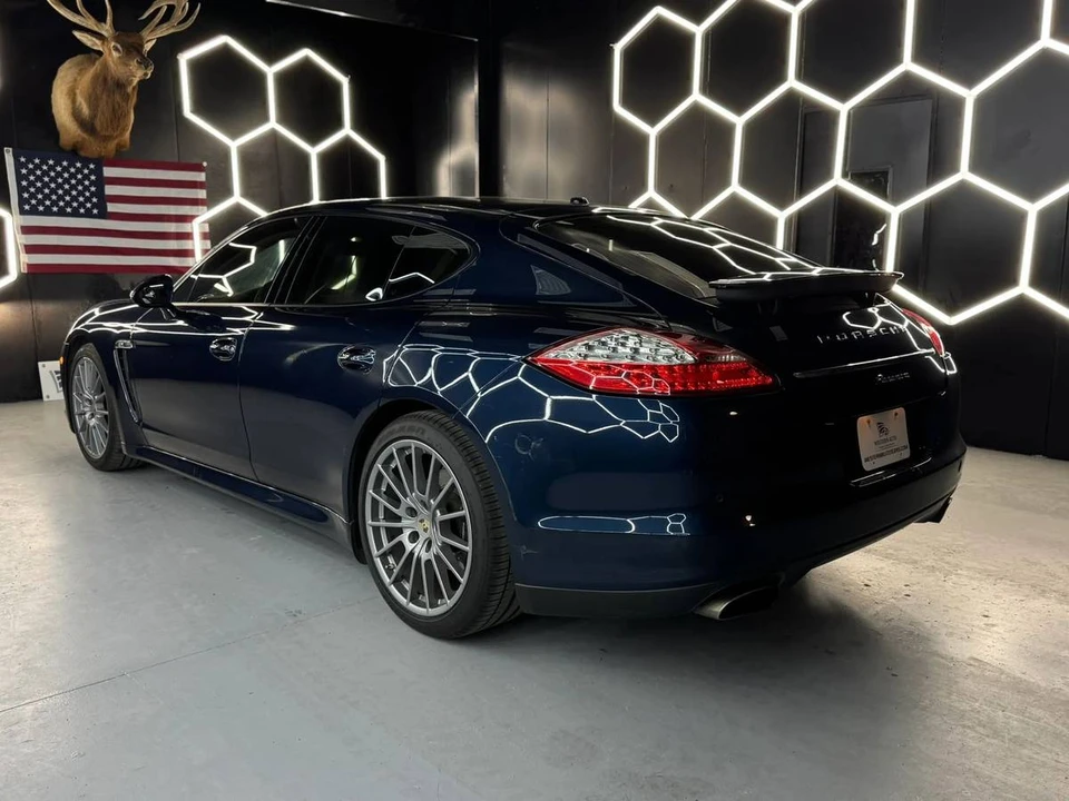2013 Porsche 970 Panamera - Image 11 of 24
