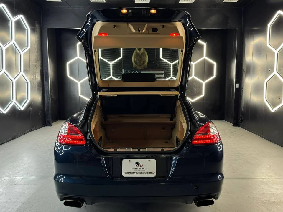 2013 Porsche 970 Panamera - Image 8 of 24