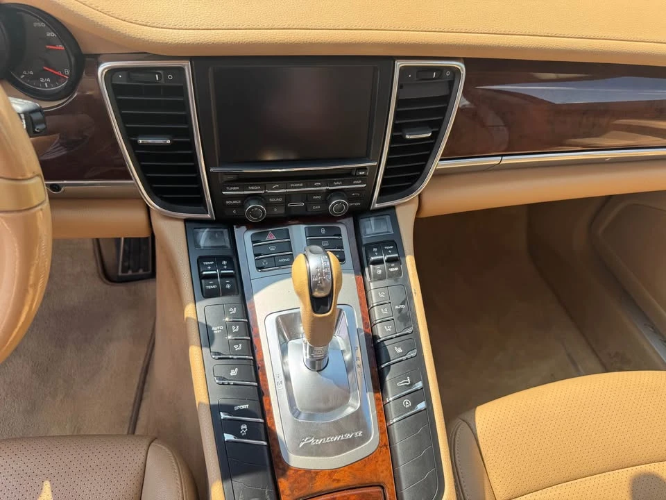 2013 Porsche 970 Panamera - Image 17 of 20
