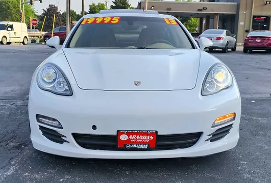 2013 Porsche Panamera 4 Sedan 4D