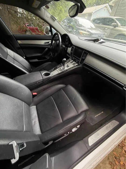 2013 Porsche 970 Panamera - Image 19 of 20