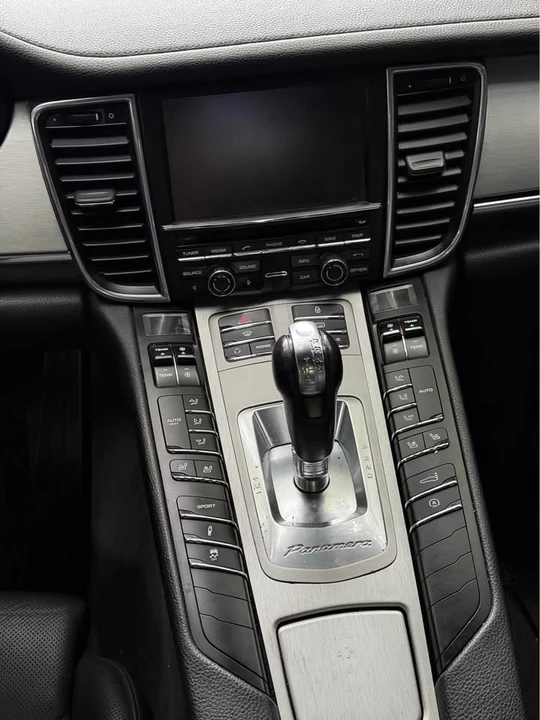 2013 Porsche 970 Panamera - Image 12 of 20