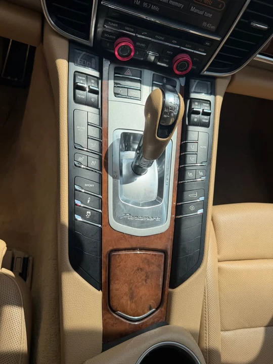 2013 Porsche 970 Panamera - Image 12 of 20