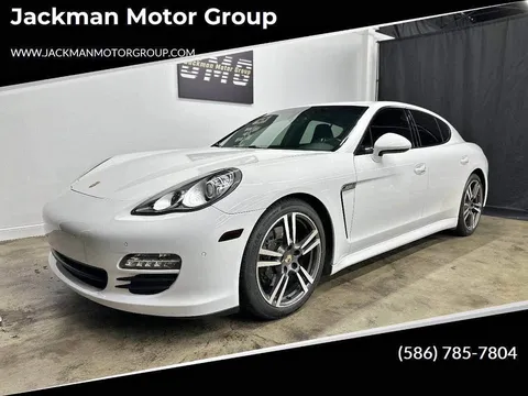 2013 Porsche Panamera 4 Sedan 4D
