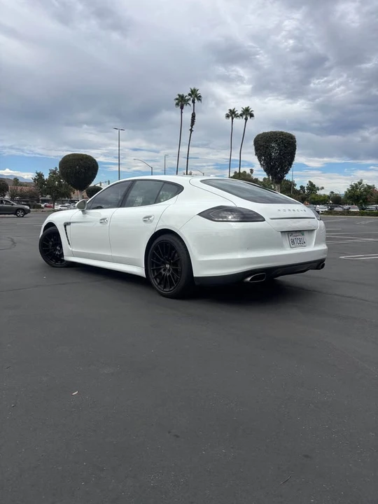 2013 Porsche 970 Panamera - Image 3 of 17