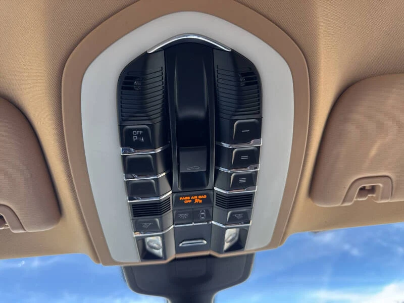 2013 Porsche 970 Panamera - Image 18 of 30