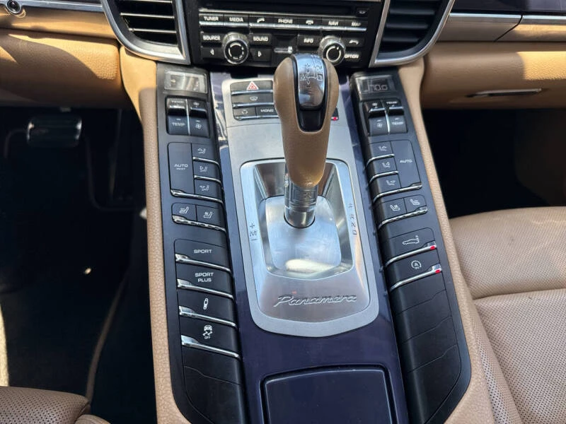 2013 Porsche 970 Panamera - Image 17 of 30