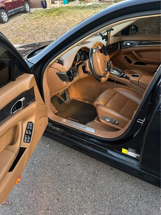 2013 Porsche 970 Panamera 4S - Image 5 of 8