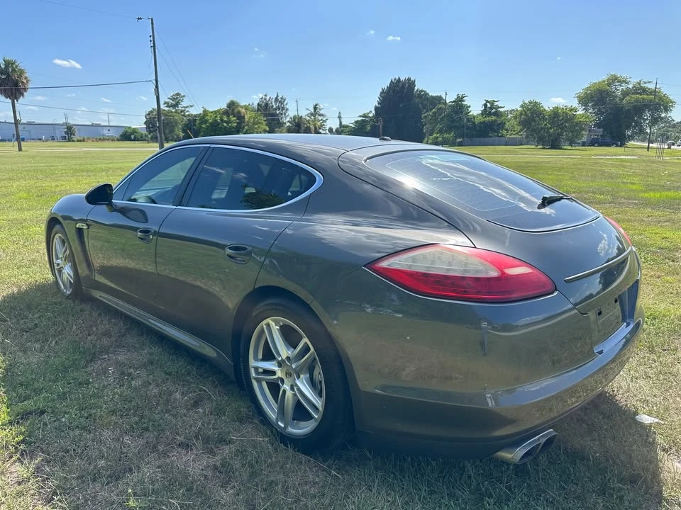 2013 Porsche 970 Panamera 4S - Image 4 of 8