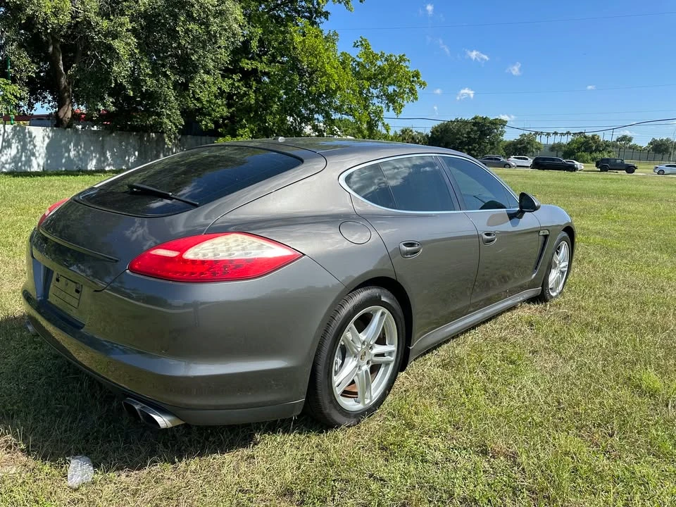 2013 Porsche 970 Panamera 4S - Image 3 of 8