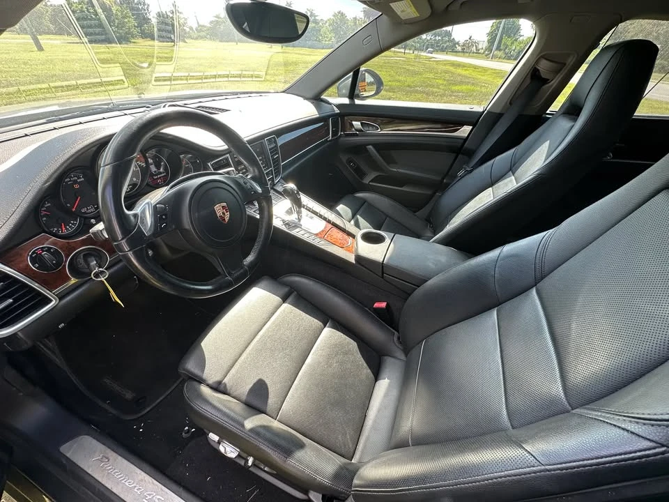 2013 Porsche 970 Panamera 4S - Image 6 of 8