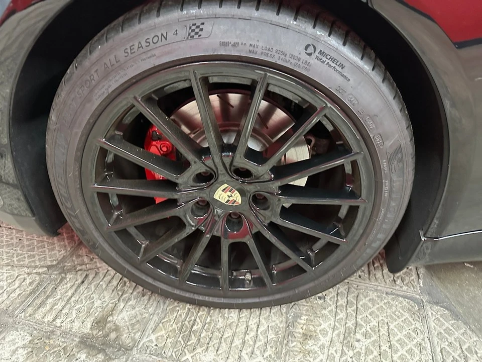 2013 Porsche - Image 29 of 31