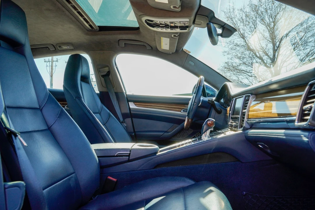 2013 Porsche 970 Panamera GTS - Image 16 of 31
