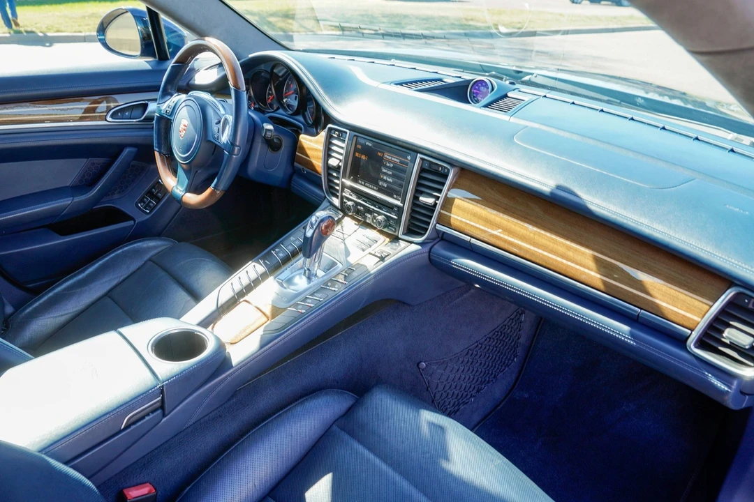 2013 Porsche 970 Panamera GTS - Image 15 of 31