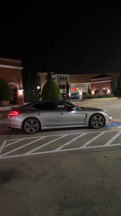 2013 Porsche 970 Panamera - Image 2 of 3