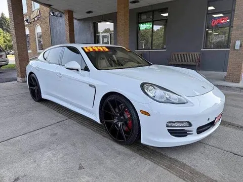 2013 Porsche Panamera Base Sedan