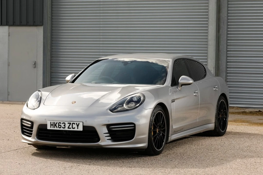 2013 Porsche 970 Panamera GTS - Image 11 of 30
